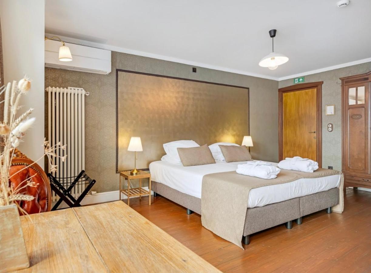 Cafe Rene Borgloon Bed & Breakfast Ngoại thất bức ảnh